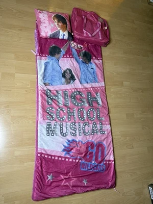 SACO DE DORMIR MUSICAL DE COLECCIÓN ESCUELA SECUNDARIA Niños Gabriella Troy Zac Efron Vanessa Hudge Foto 1 de 4