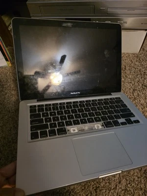 Apple MacBook Pro 13" Mid 2012 Intel Core i5-3210M 2.5GHz 4GB RAM - Image 1 of 3