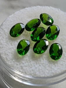 Chrome diopside X 8 - Picture 1 of 7