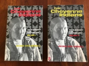 DIE CHEYENNE-INDIANER (2 Bände): Ihre Geschichte & Lebensweisen von Grinnell 1972 - Bild 1 von 1