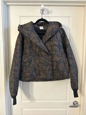 cabi Skin Print Wrap Up Puffer Size S/M #4302 NWOT - Image 1 of 4