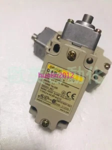 1Pcs Used Omron limit switch D4B-2170N - Picture 1 of 2