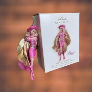 Barbie Hallmark 2009 como Corinne en Barbie y los tres mosqueteros adorno - Imagen 1 de 12
