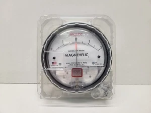 NEW OLD STOCK! DWYER MAGNEHELIC 2-0-2 IN H20 DIFFERENTIAL PRESSURE GAUGE 2304 - Picture 1 of 2
