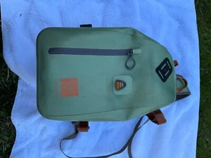 Fishpond Thunderhead Submersible Sling pack - Picture 1 of 5