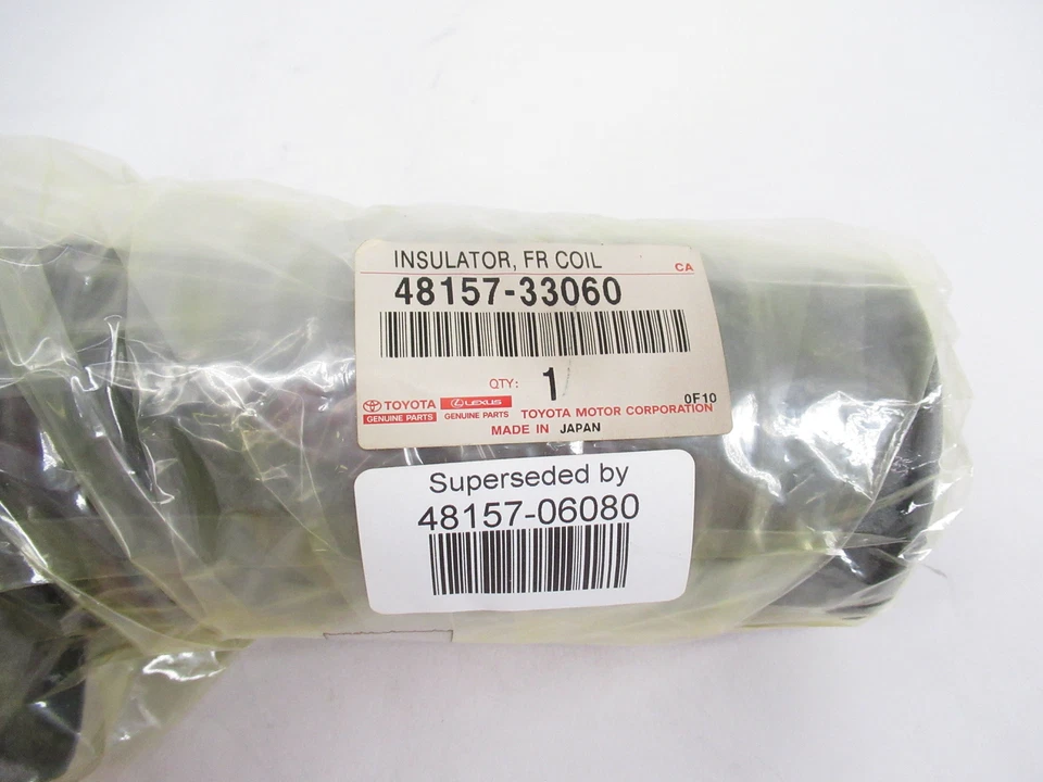 Bota aislante superior de resorte helicoidal delantero genuino OEM Toyota Lexus 48157-06080 Foto 1 de 4