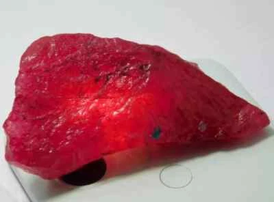 Huge 426 Ct+ Natural Earth Mined Red Ruby Rough Loose Gemstone - Image 1 of 4