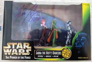 Star Wars JABBA THE HUTT'S DANCERS JAPANESE SIGNED FEMI TAYLOR POTF2 MISB 1998 - Picture 1 of 6