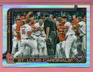 St. Louis Cardinals NL Central, 2025 Topps Series 2, RAINBOW FOIL #461 - Picture 1 of 1