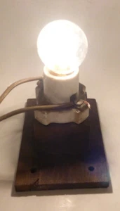 CONSOLA RCA & VICTOR AZ 774: FUENTE DE LUZ DE TRABAJO INTERNA Y JOYA DE TRABAJO funcionando - Imagen 1 de 2