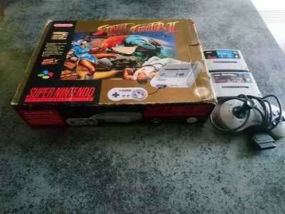 Lot Console  Super Nintendo Pack Street Fighter 2 + Manette Turbo + Jeux - Photo 1/4
