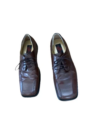Giorgio Brutini Zapato de Cuero para Hombres 10.5 Puntera Cuadrada Zapatos Marrón Con Cordones (4-1) Foto 1 de 4