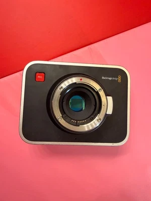 Blackmagic Cinema Camera 2.5k EF Mount BMCC - Image 1 of 4