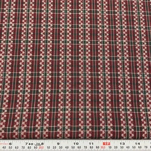 Vintage Cotton Homespun Burgundy and Green Cotton Fabric Remnant 9" x 45" - Picture 1 of 3