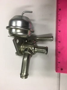 New nos heater valve YG97 C7VY-18495A C7VA-18495A 1298255 - Picture 1 of 3