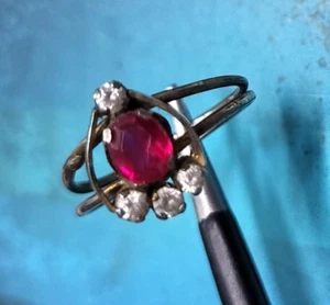 Anello doppio in argento tedesco vintage TG:6 creato in laboratorio negli Sta... - Foto 1 di 13