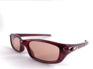 NEW VINTAGE OAKLEY BURGUNDY SLEEK SPORTS 1990'S SUNGLASSES - Picture 1 of 5