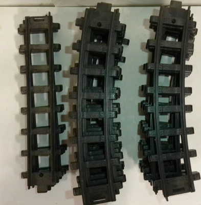 Vintage Lot of O Scale Plastic Track for Battery Powered Toy Train Set - Image 1 of 4