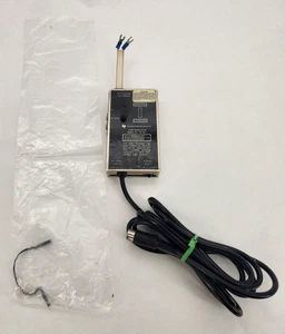 Tv Receiver Vhf Thermal Texas Instruments Video Modulator Model UM 1381–1 - Picture 1 of 11