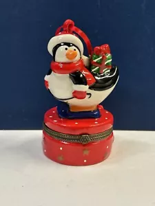 Weihnachten Pinguin mit Geschenk Schmuckschatulle Sammlerstück - Bild 1 von 4