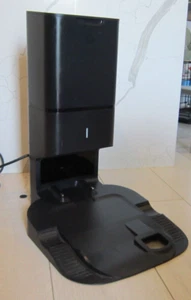 iRobot Automatic Dirt Disposal Charging Station ADE-N1 - Picture 1 of 3