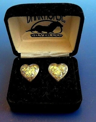 Brincos perfurados de prata esterlina em forma de coração novos na caixa (#1164) - Imagem 1 de 3