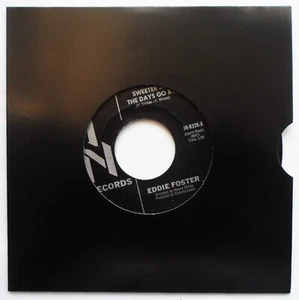 EDDIE FOSTER - SWEETER AS THE DAYS GOES BY / DO I LOVE YOU 7" SINGLE *VG* - Picture 1 of 4