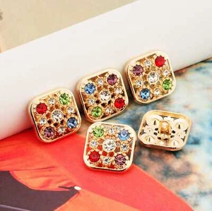 5pcs Square Embossed Metal Buttons Vintage Style for Clothing Sewing Crafts 23mm - Picture 1 of 6