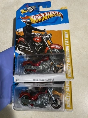 LOTE 2 Hot Wheels Harley Davidson Fat Boy Motocicleta Roja 2012 Nuevo Modelo #30/247 Foto 1 de 4
