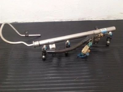 Оригинальная топливная форсунка и рейка в сборе для пикапа Chevrolet S10 01–03 годов выпуска 2,2 л 17113674 - Изображение 1 из 4