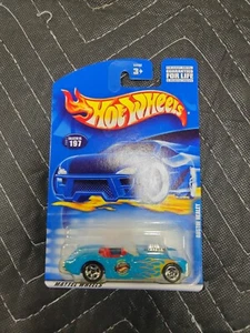 Hot Wheels Austin Healey Blue 2001 #197 New on Card - Picture 1 of 4