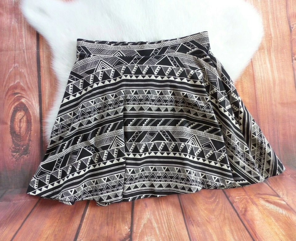 Victoria's Secret PINK Aztec Print Skater Skirt Beige Black Excellent size M - Image 1 of 4