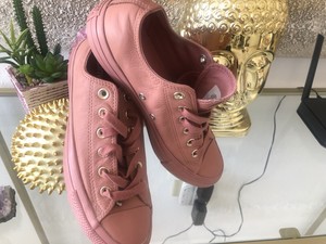 blush leather converse