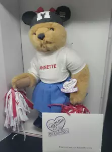 Oso de peluche animadora Annette Funicello Mouseketeer nuevo en caja con certificado de autenticidad - Imagen 1 de 14