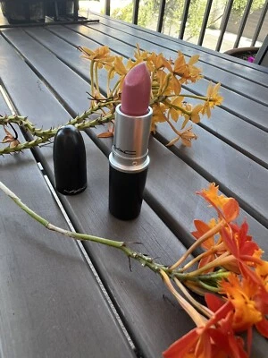 Mac Frost Liptick BOMBSHELL New Withoout Box - Image 1 of 4