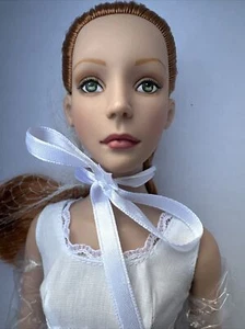 Tonner Tyler 16" Tonner Cenicienta Básica Eufemia Pelirroja Muñeca LE 250 En Caja Original 2007 - Imagen 1 de 20