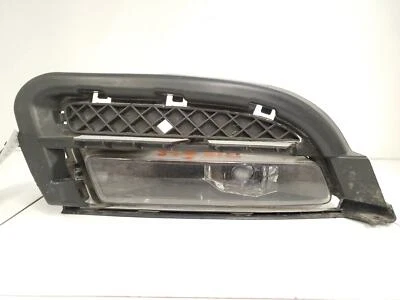 BMW 135I 2008 convertible OEM RH pasajero luz antiniebla con bisel 3,0 L tracción trasera Foto 1 de 4