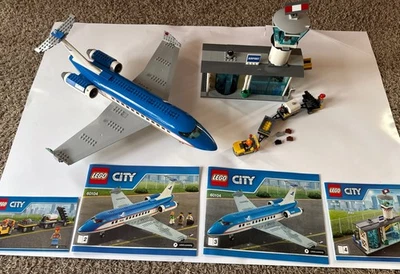 LEGO City 60104 Airport Airplane Passenger Terminal Complete With Manuals - Image 1 of 4