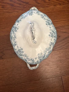 bisto england Porcelain Casserole Dish Flower Blue  - Picture 1 of 4