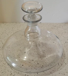 Jarra de brandy de vidrio ovoide transparente con tapón de vidrio de 8,5" de diámetro - Imagen 1 de 7