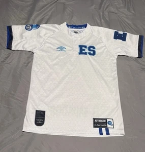 Maillot de football équipe UMBRO El Salvador taille XL Camiseta de futbol de El Salvador - Photo 1/17