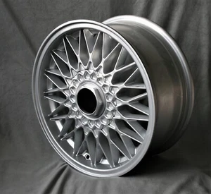4x BMW E30 X SPOKE Style DESIGN FELGEN 7x16 ET25 TÜV Teilegutachten - Picture 1 of 1