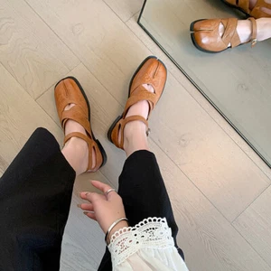 Women Round Toes Split Toe Shoes Thick Heels Mid Heels Belr Buckle Leather Shoes - Picture 1 of 24