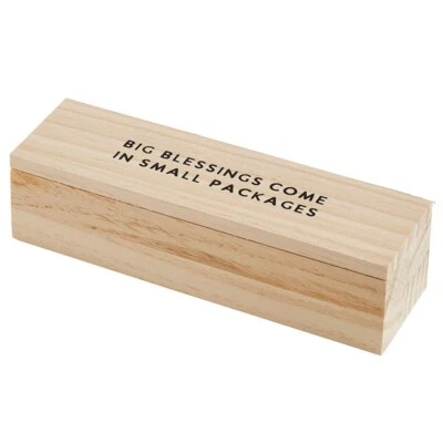 Caja Anuncio Prueba de Embarazo Big Blessings 7" L x 2" W x 1.25" H Foto 1 de 4