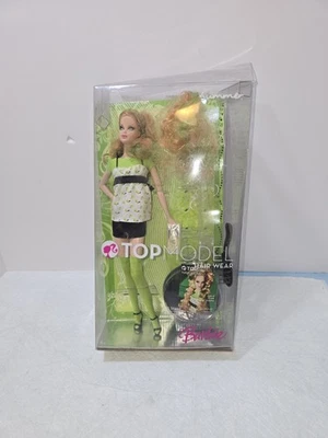 Boneca Barbie Top Model Hair Wear Summer 2007 Mattel M5796 nova na caixa  - Imagem 1 de 4