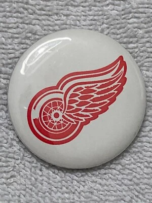 WinCraft Detroit Redwings NHL Hockey Souvenir Pin Button Pinback - Image 1 of 4