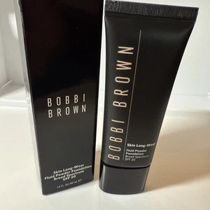 Fondotinta in polvere fluido lunga durata Bobbi Brown Skin N-012 porcellana sigillato - Foto 1 di 3