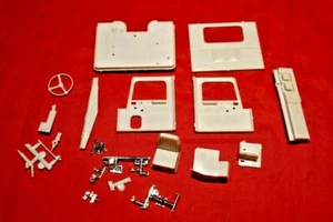 AMT International Paystar 5000 Cement Mixer Interior 1/25 - Picture 1 of 3