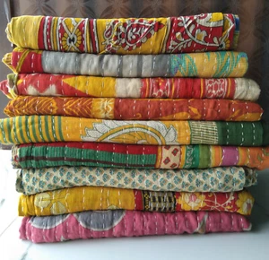 Wholesale Lot of 20 pc Cotton Vintage Reversible Kantha Quilts Throw Blanket Bed - Picture 1 of 21