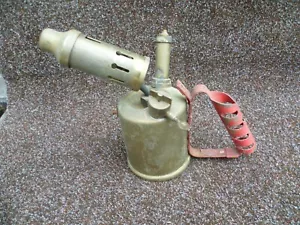 FOR SPARES OR REPAIR - A VINTAGE c1950s 'MONITOR' No 26 BRASS BLOW LAMP - Picture 1 of 4